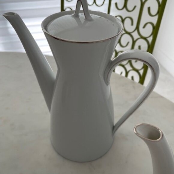 Vintage Rosenthal R. Loewy Form 2000 China Coffee & Tea Pots White w Silver - Picture 7 of 16